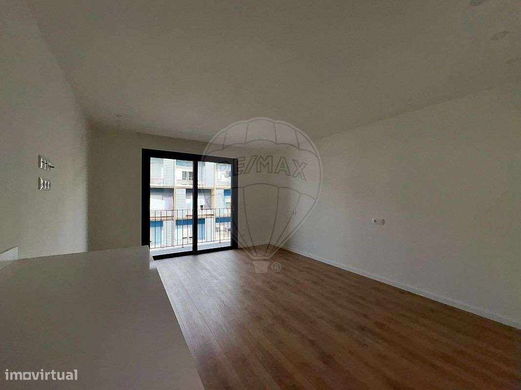 APARTAMENTO T0 NOVO JUNTO À AVENIDA DA LIBERDADE, BRAGA-6