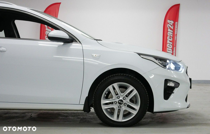 Kia Ceed - 30