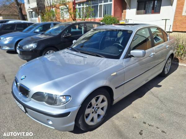 BMW Seria 3 316i Touring - 1