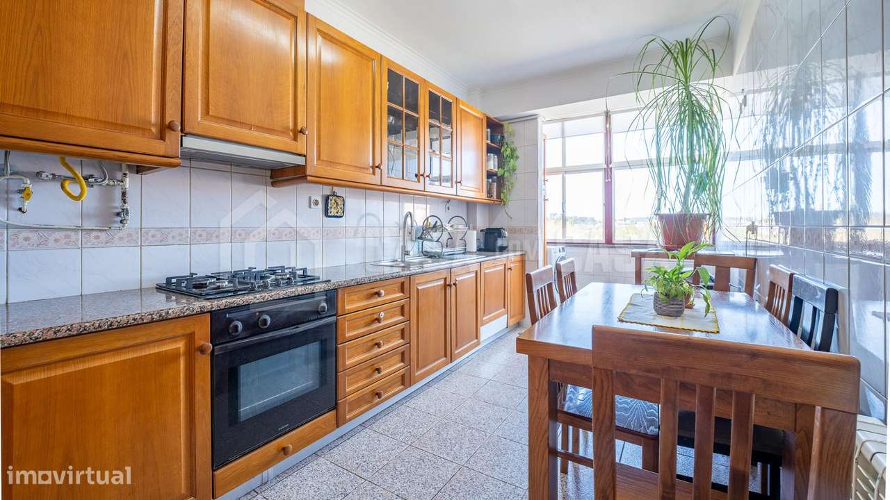 Apartamento T3 Duplex S. J. Carreira - Grande imagem: 3/14