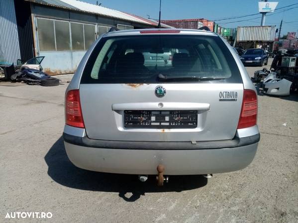 Dezmembrez Skoda Octavia 19 TDI - 8