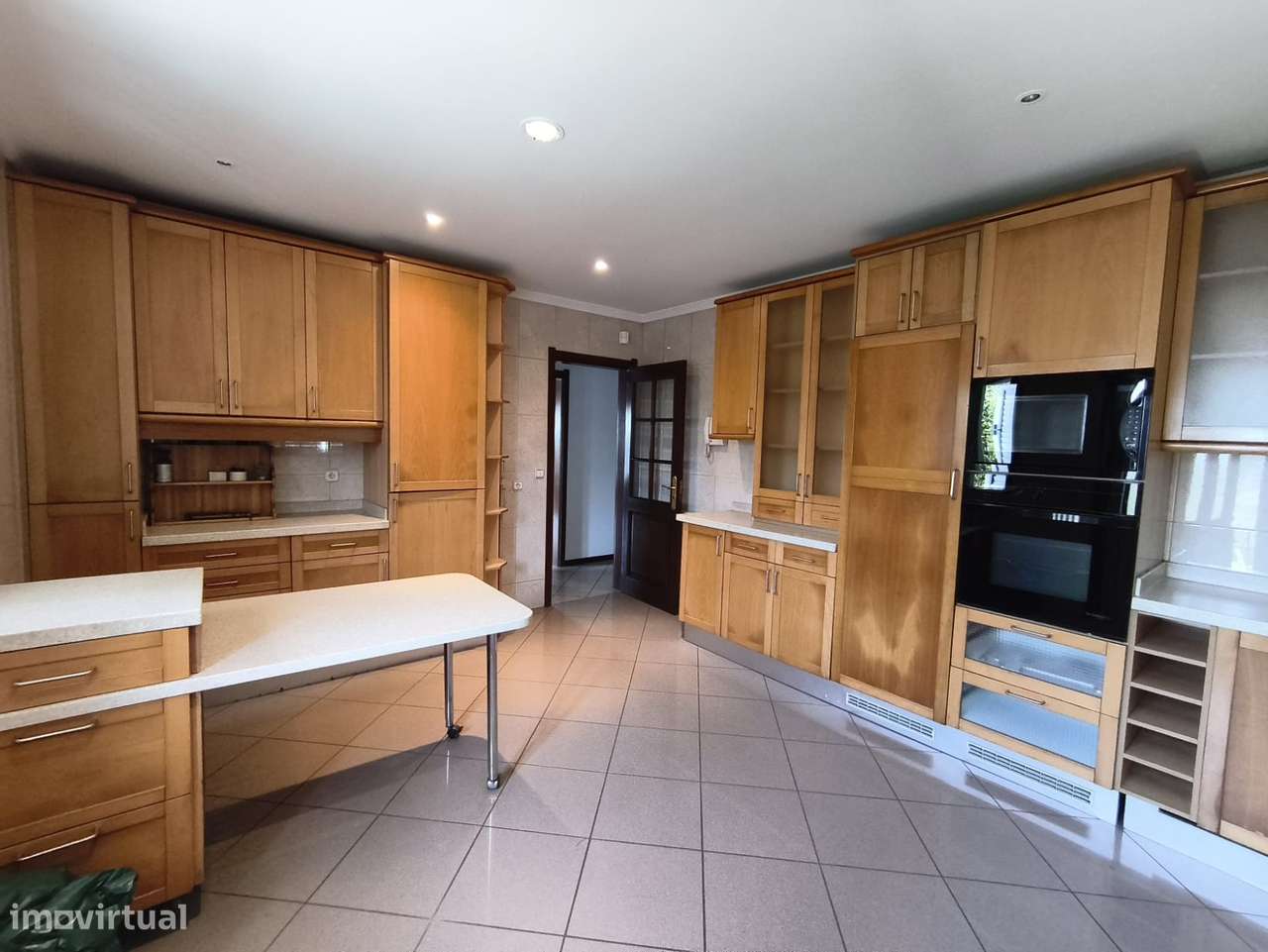 Moradia Isolada T5+1 com Piscina – S. Bernardo.-6