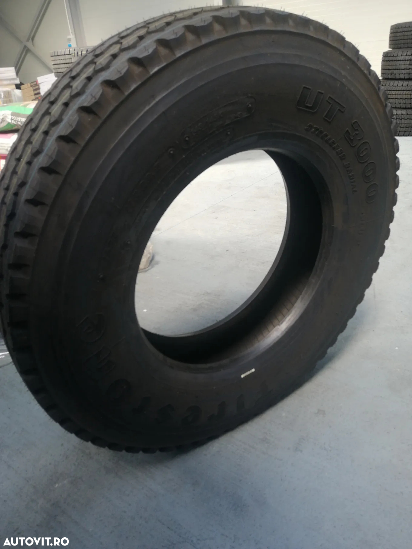 Anvelopa noua camion 11R UT3000 Firestone - 3