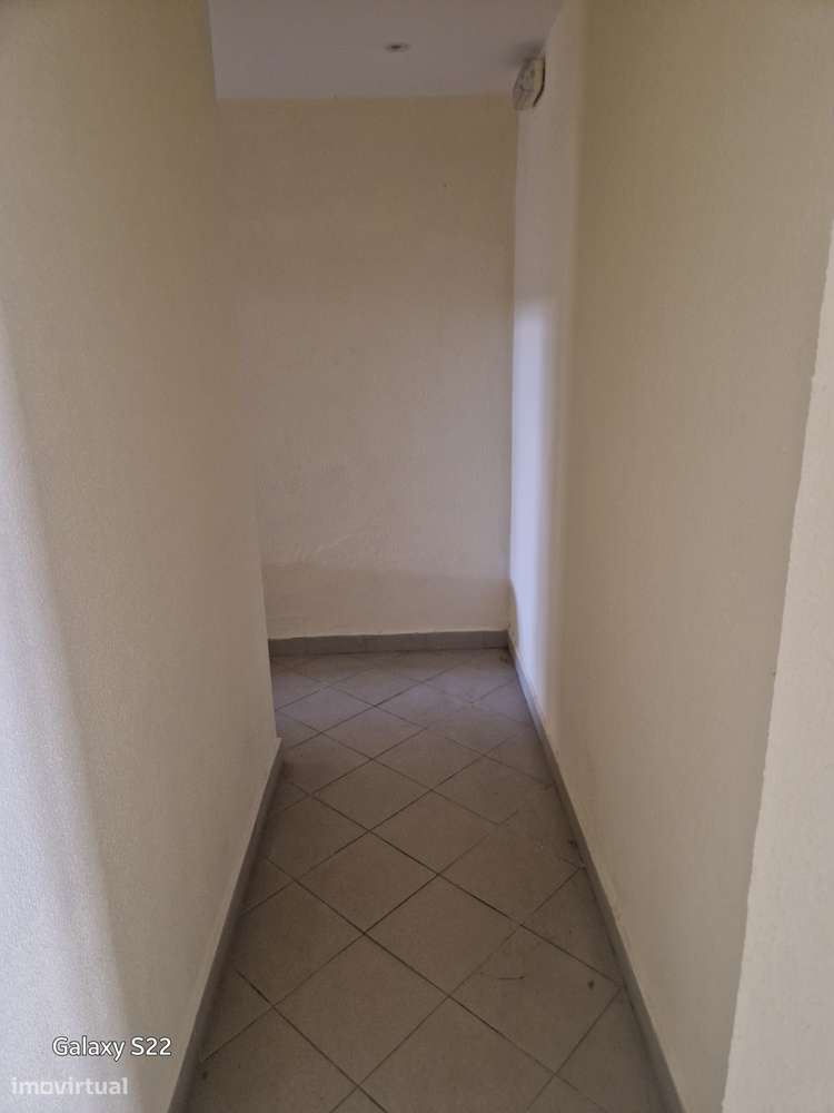 Armazém, Loja, Escritórios, Fabrico e Log. - Lic. Indústria e Comércio-35