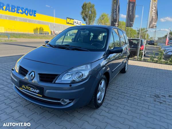 Renault Scenic - 11