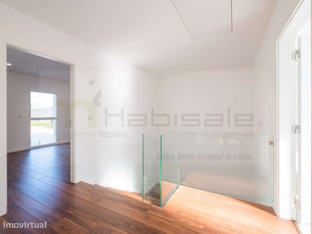 Moradia T3, situada em Areia Cascais, a curta distância da praia do...-23