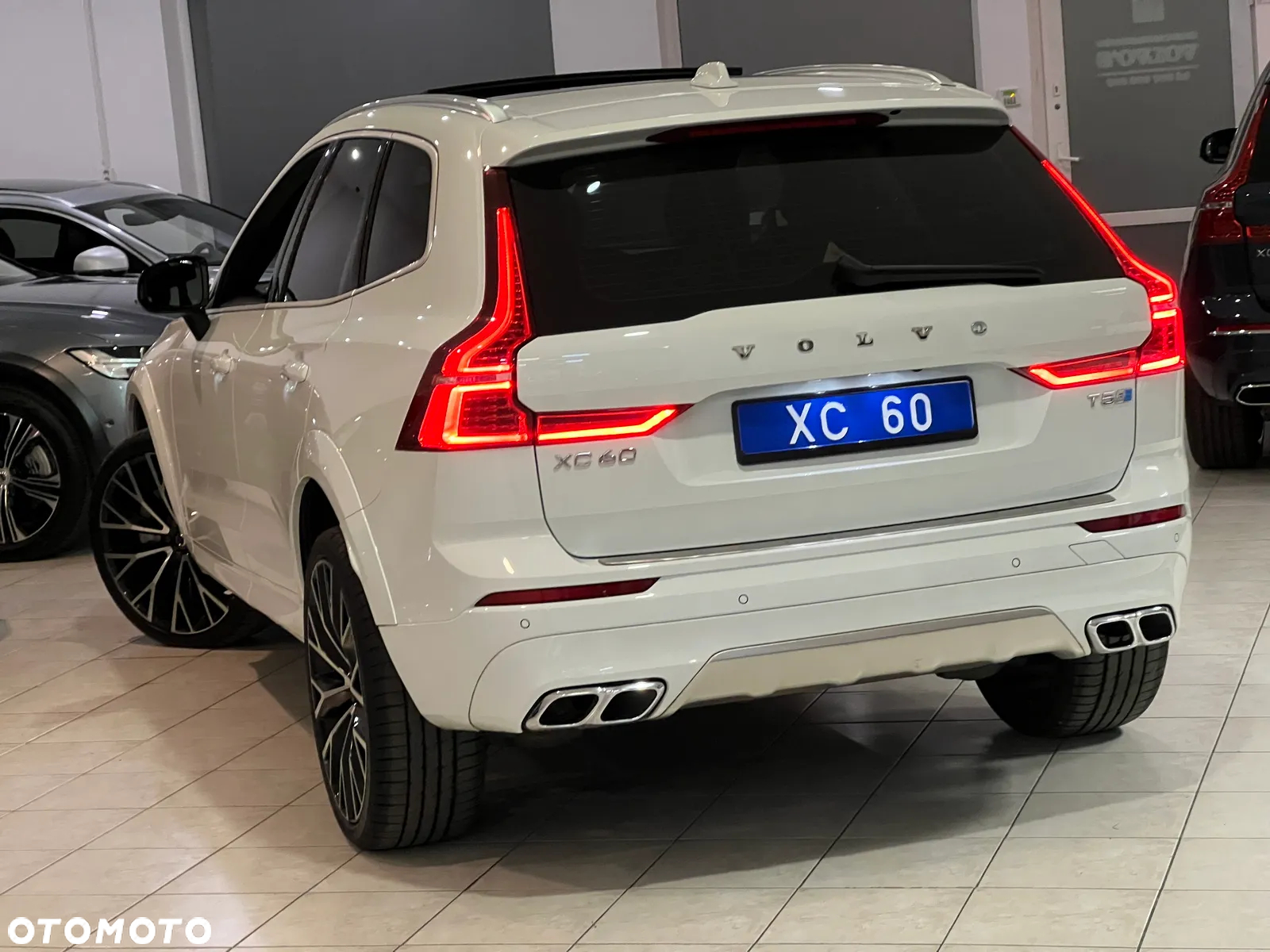 Volvo XC 60 T5 AWD R-Design - 7