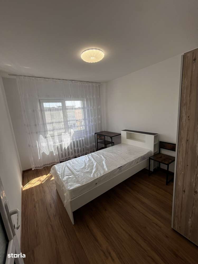 Renovat! Apartament 3 camere D, 72 mp, str. Hlincea , zona CUG-5