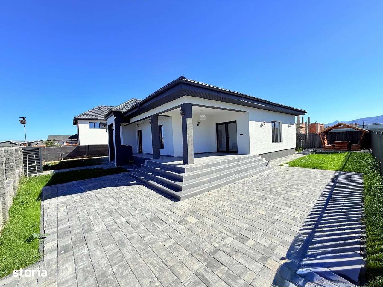 Casa de vanzare  la cheie, gata de mutare - zona Izvor , Brasov-0
