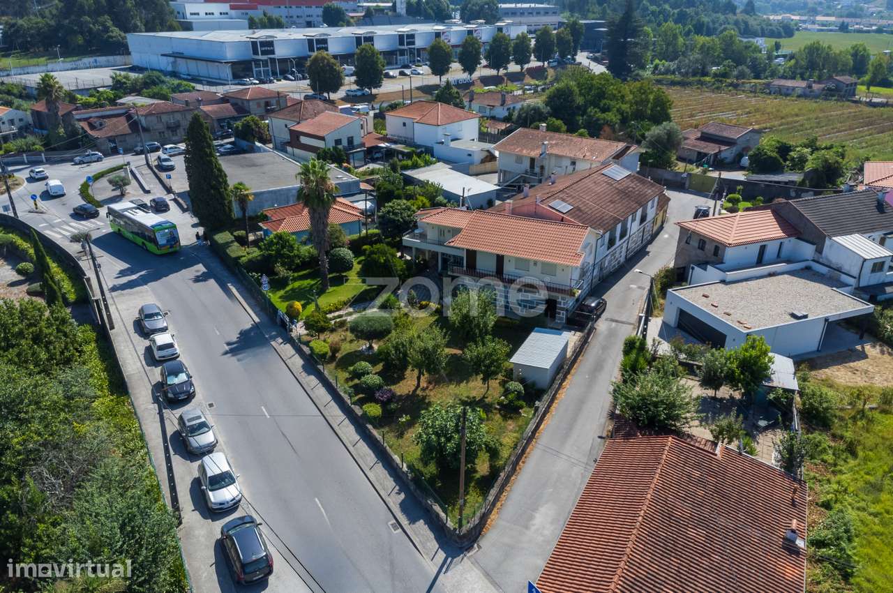 Moradia individual T4 + T3 em S. João Ponte - Grande imagem: 4/23