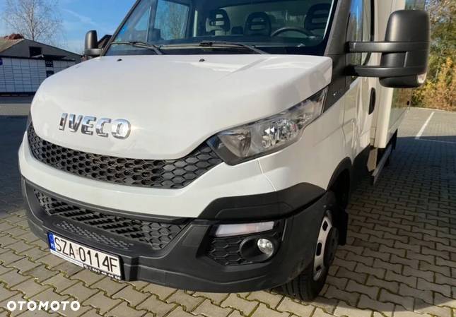 Iveco Daily 35 C15 Kontener 4.4m - 18