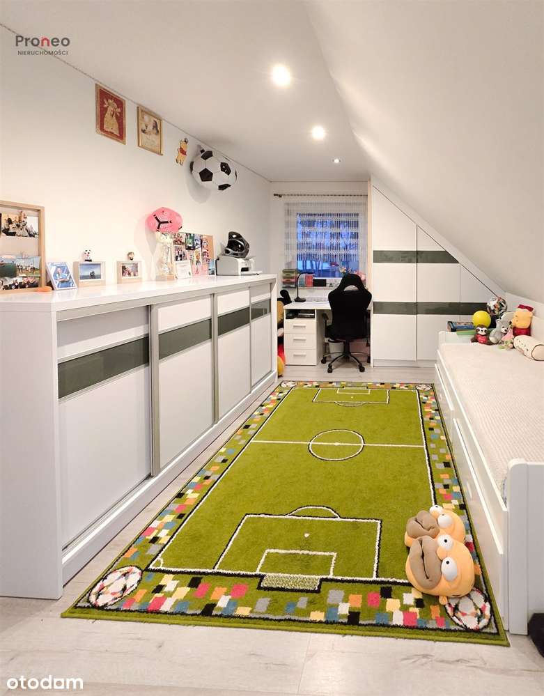 Niezwykła posiadłość z potencjałem biznesowym-16