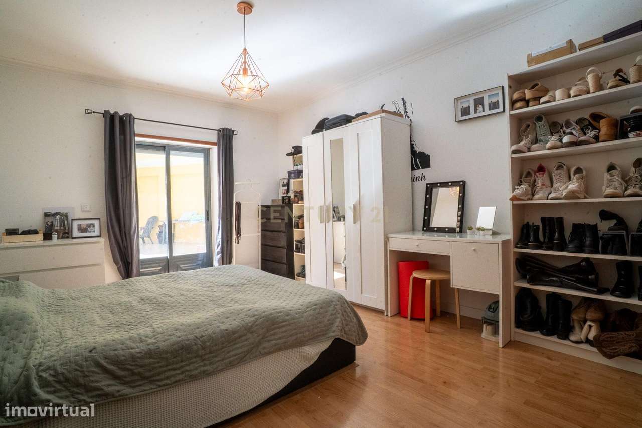 T3 com terraço e garagem-13