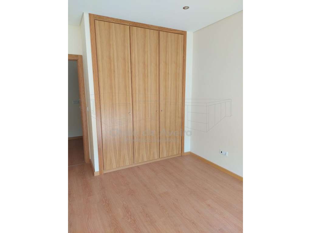 Moradia em Banda T3+1 (AVEIRO) - Grande imagem: 4/19