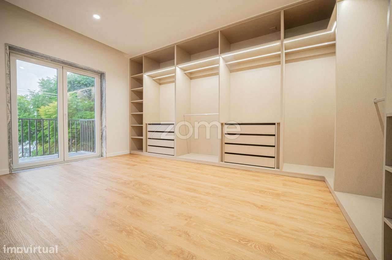 Moradia T3 com 6 assoalhadas, nova, no Alto dos Gaios - Estoril-15