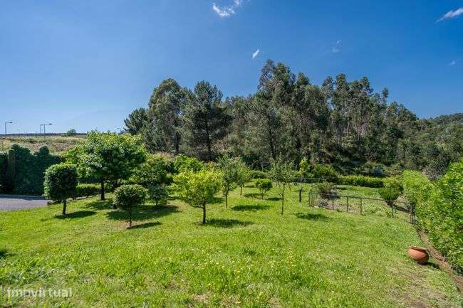 Moradia de Luxo para venda T4-46