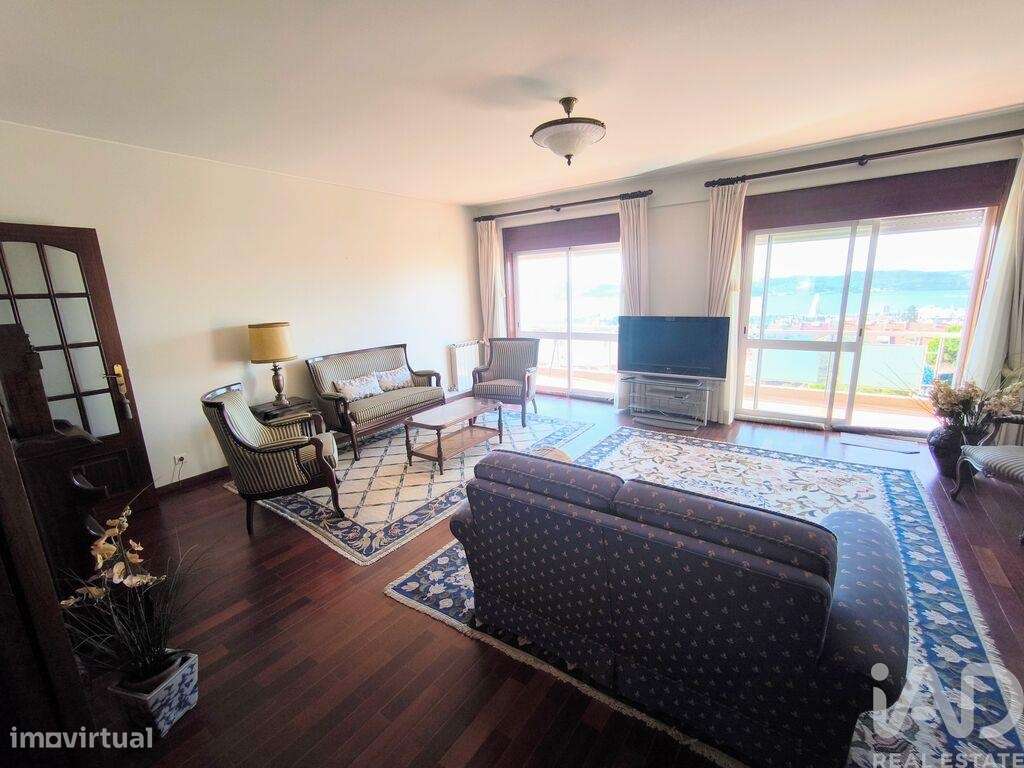 Apartamento T4 em Belém de 189,00 m2 - Grande imagem: 2/30