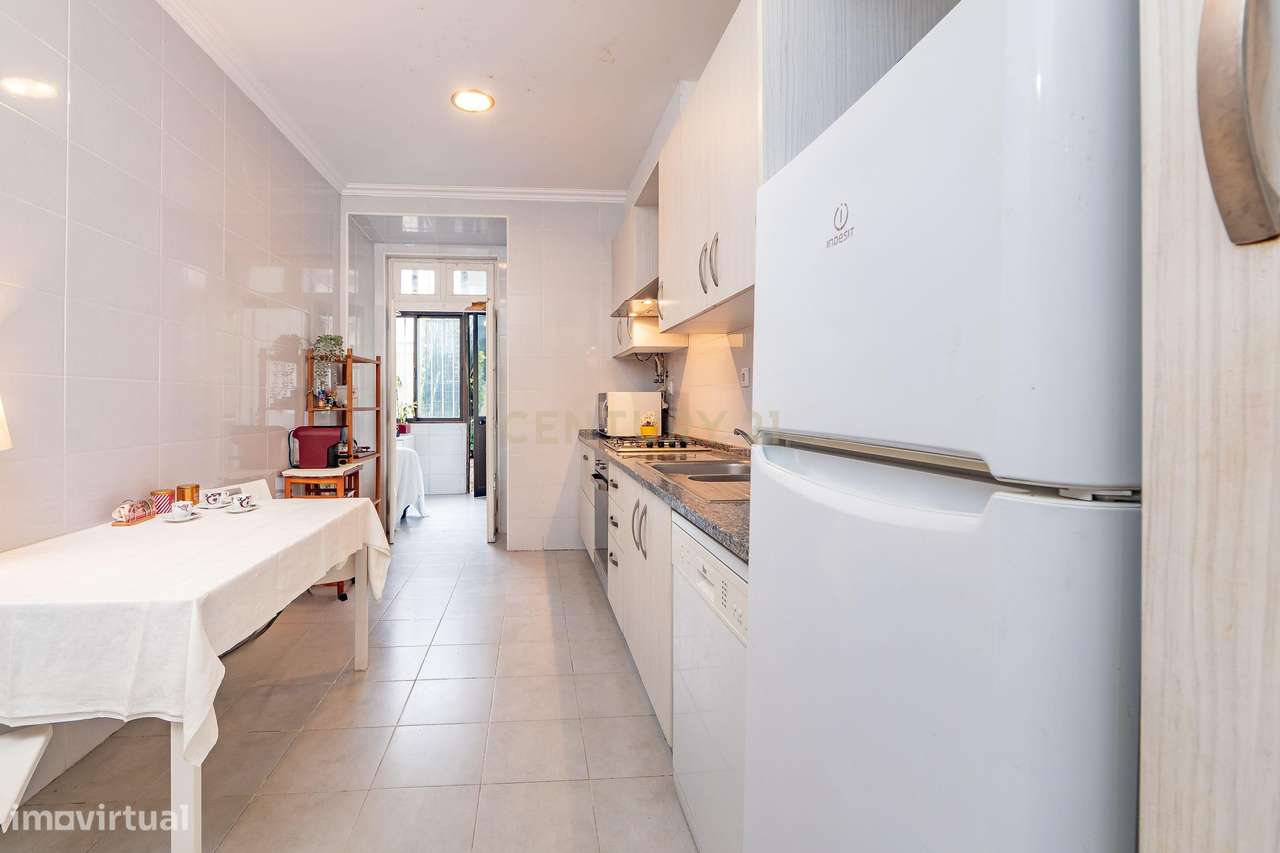 T3  (5 ass.) com terraço, elevador e arrecadação - Rua do Zaire-5