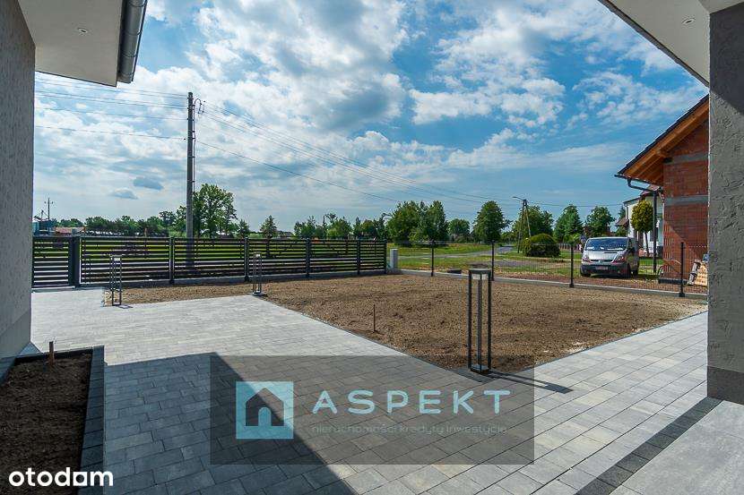 Dom parterowy - Dąbrówka Łubniańska-9