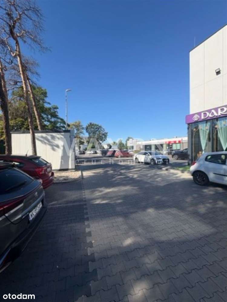 Pawilon Handlowy 12mkw / Galeria Family Park - Pełny obrazek: 4/5