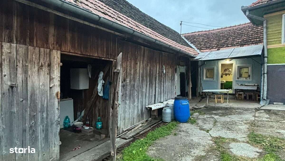 Casă tradițională cu 66 de ari teren în Galații Bistriței –-5