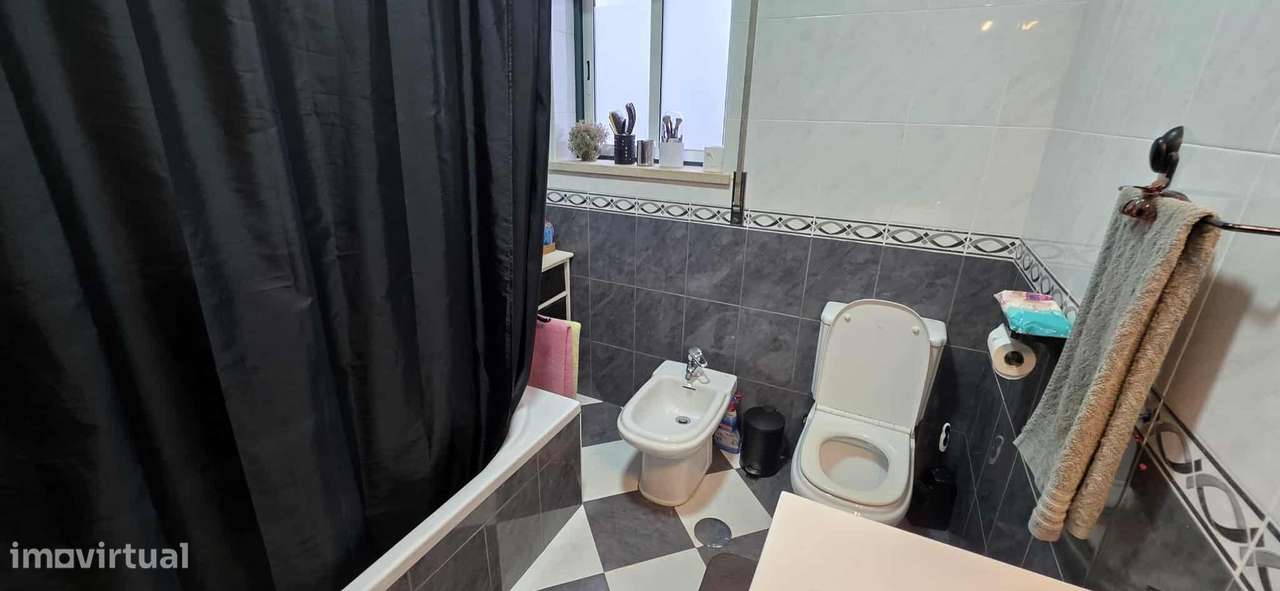 Moradia Independente T5 - M3173/26-22