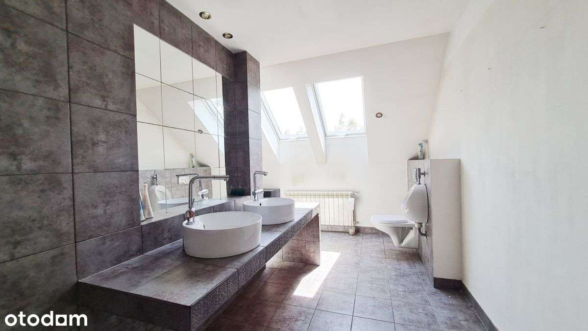 dom z pięknym ogrodem obok Wadowic-13