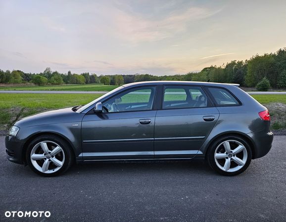 Audi A3 1.8 TFSI Sportback S tronic S line Sportpaket (plus) - 1