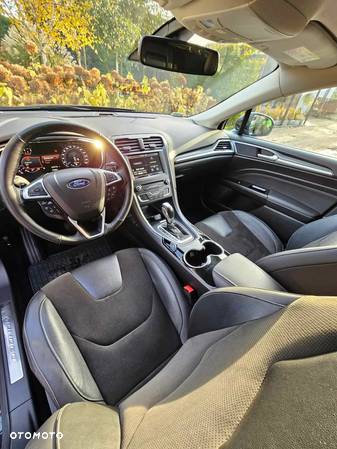 Ford Mondeo 2.0 TDCi Titanium PowerShift - 3