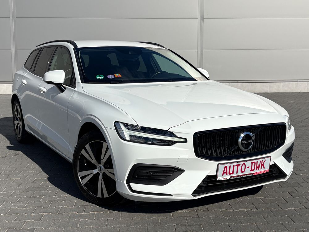 Volvo V60 II B3 B Geartronic Momentum Pro 2021