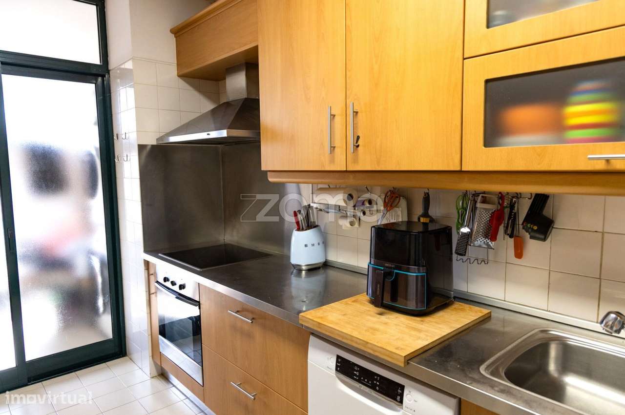 Apartamento T3 com Vista Mar nos Jardins D’Arrábida-7