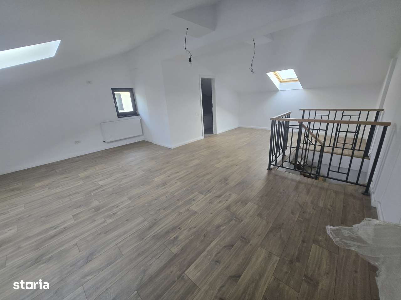 Vila noua  P+1E+ M, Popesti Leordeni-13