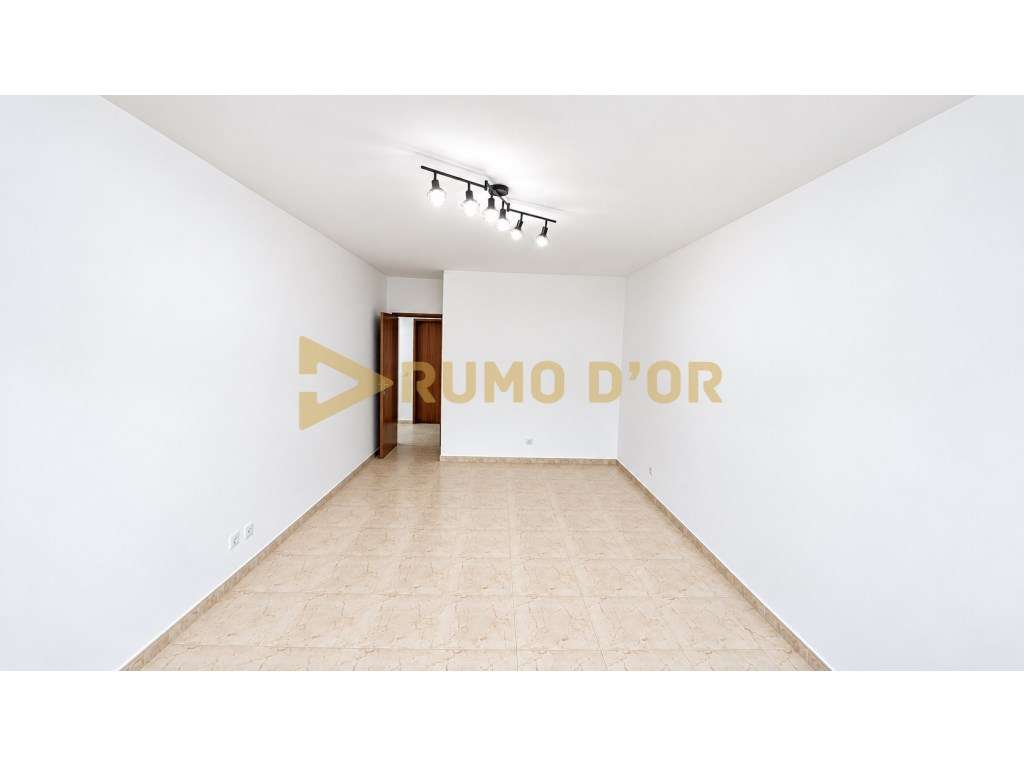 T2 em Arruda dos Vinhos , Espaço, Luz Natural e Conforto, com tudo ...-12