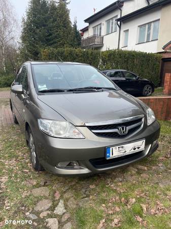 Honda City 1.4 Comfort - 9