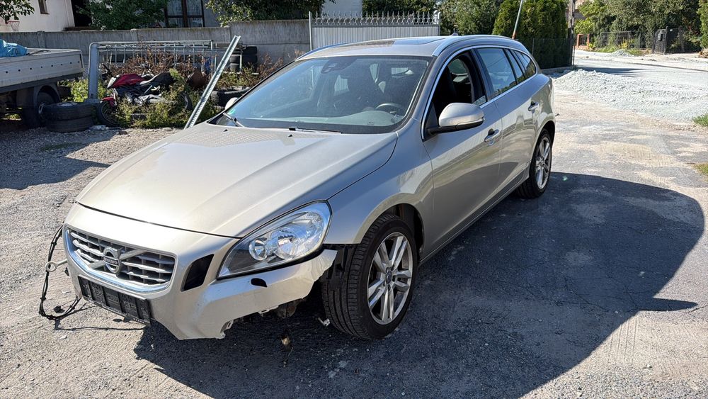 Volvo V60 I (2011-2018) 2012