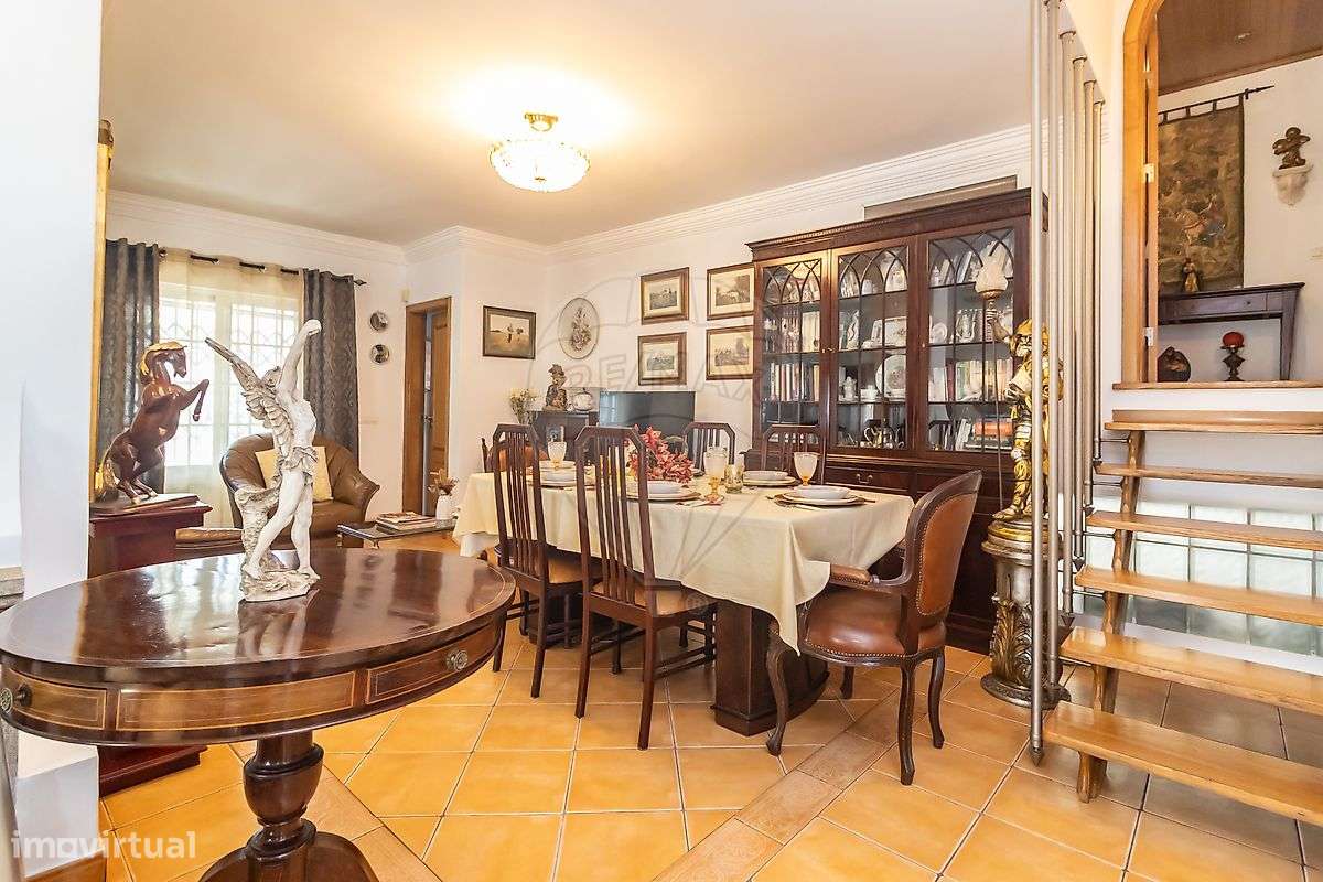 Moradia T4 para venda-15