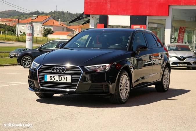 Audi A3 Sportback 1.6 TDI Design - 6