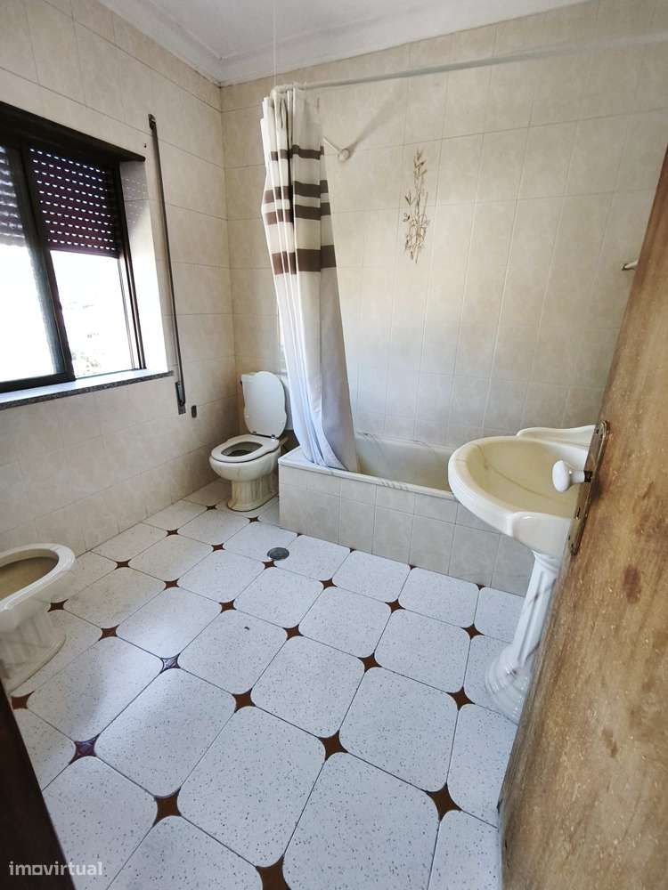 Moradia Geminada T4-9