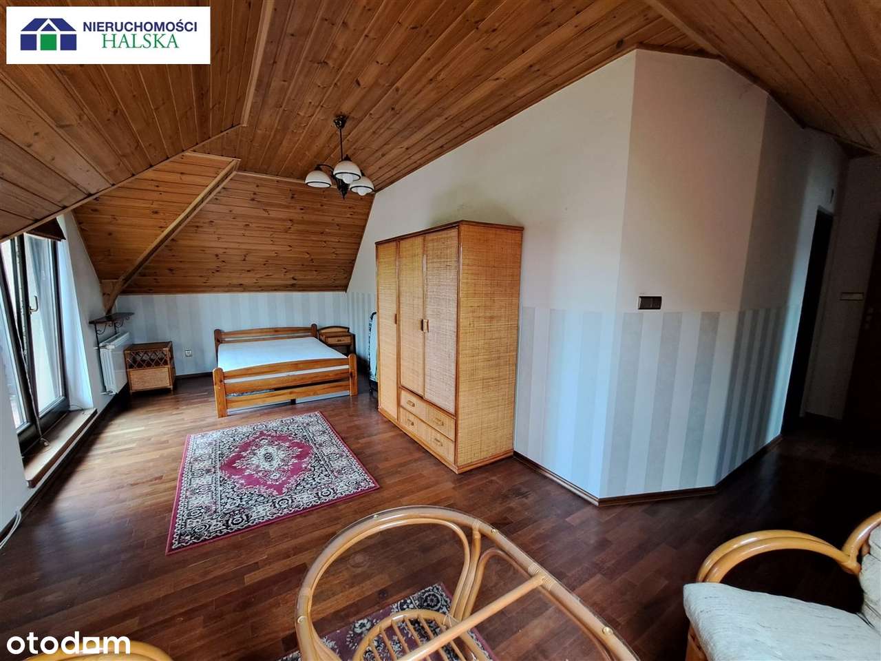 Dom na sprzedaż w mieście z dużą działką-19