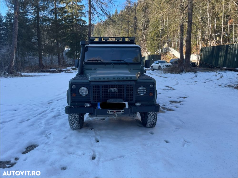 Second hand Land Rover Defender - 25 000 EUR, 89 000 km - Autovit