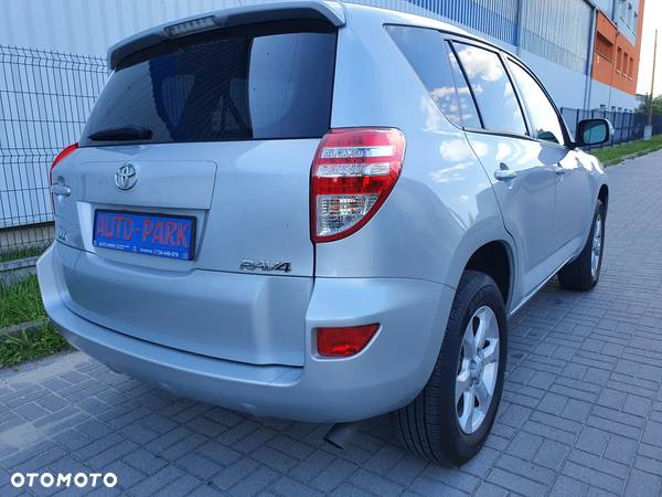 Toyota RAV4 2.0 VVT-i Luna - 14