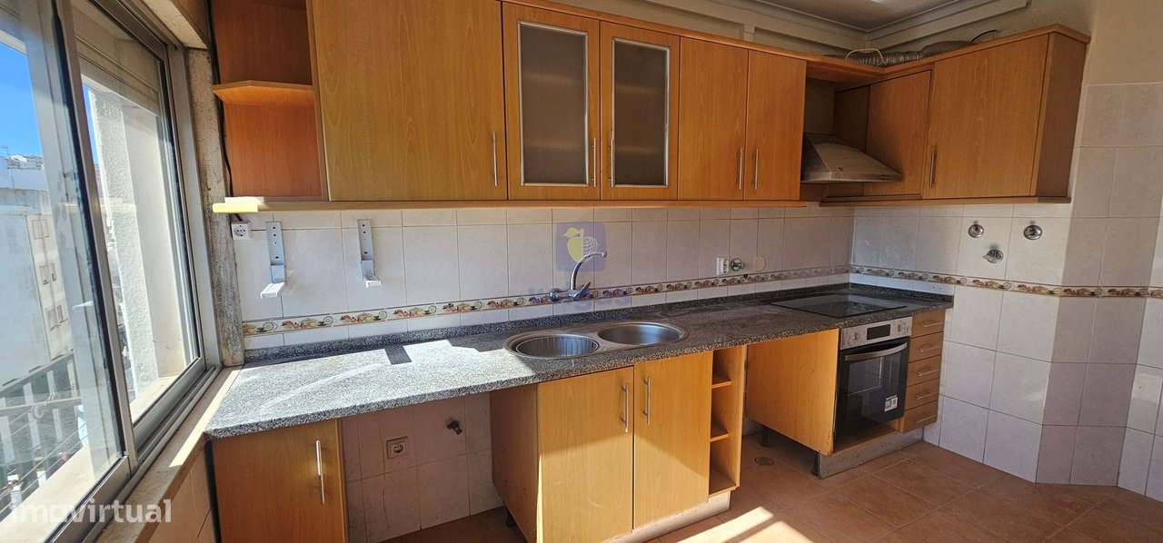 Apartamento T2 com Varanda em Queluz – Excelente Oportunidade! - Grande imagem: 5/25