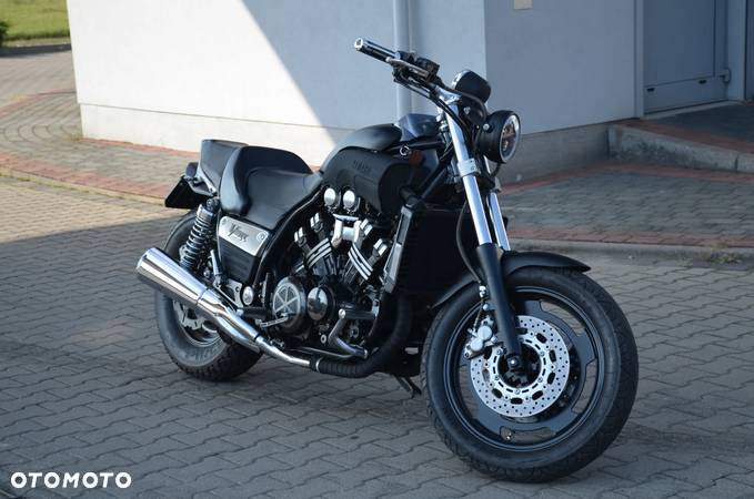 Yamaha V-MAX - 3