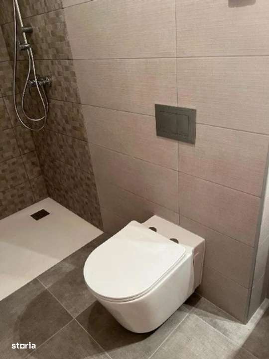 Duplex 5 cam | Pajura | Complex | Nemobilat | Centrala | Parcare - Imagine principală: 3/8