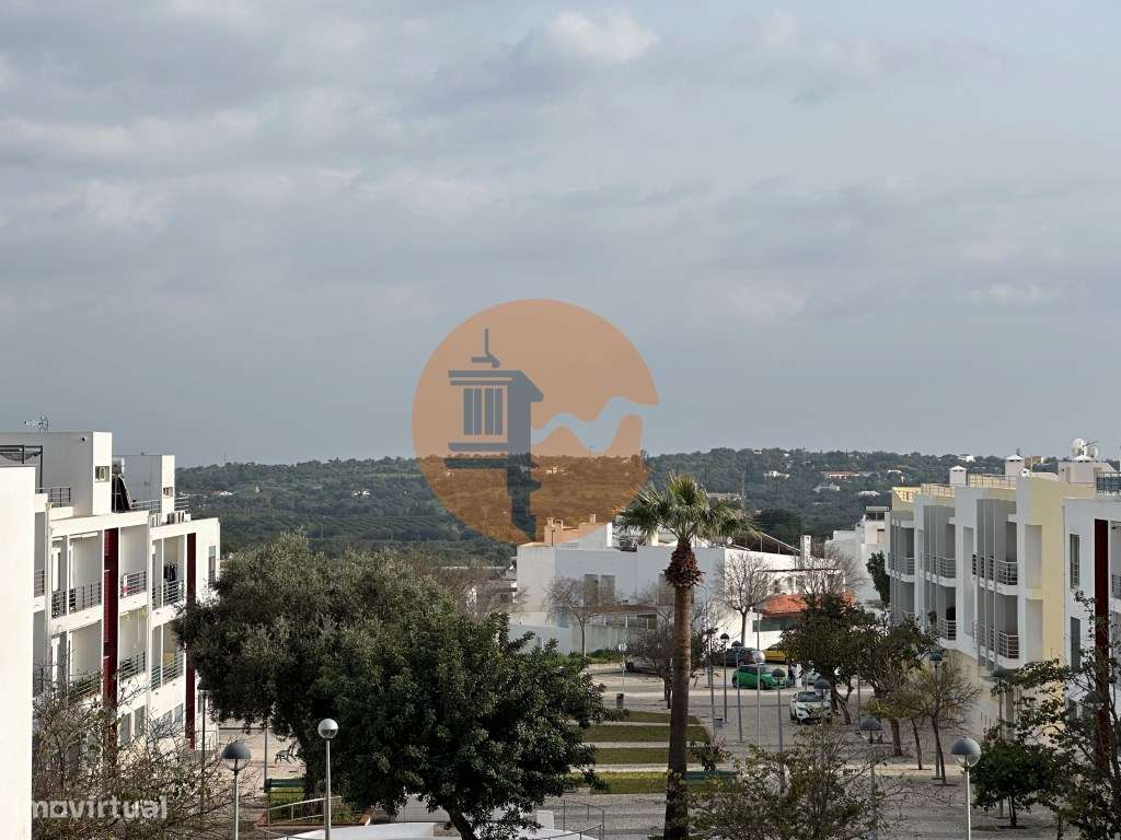 Moradia térrea T3 no centro de Moncarapacho com garagem! - Grande imagem: 5/43