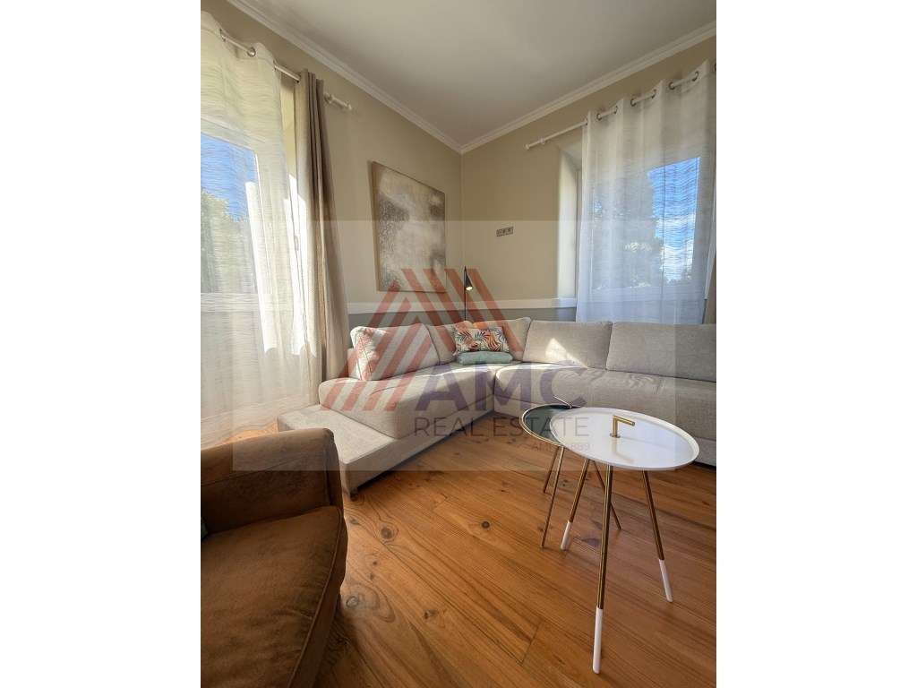 MORADIA T6 NO CENTRO DA VILA DA MADALENA-19