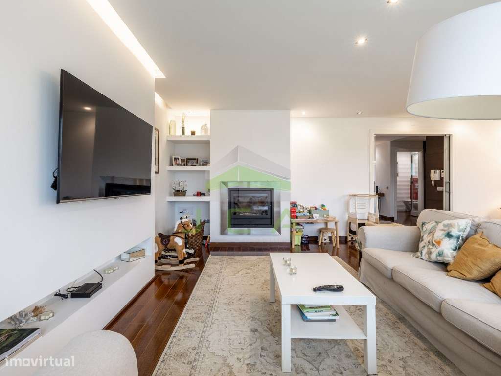 Moradia V4 isolada a 3min de Leiria-14