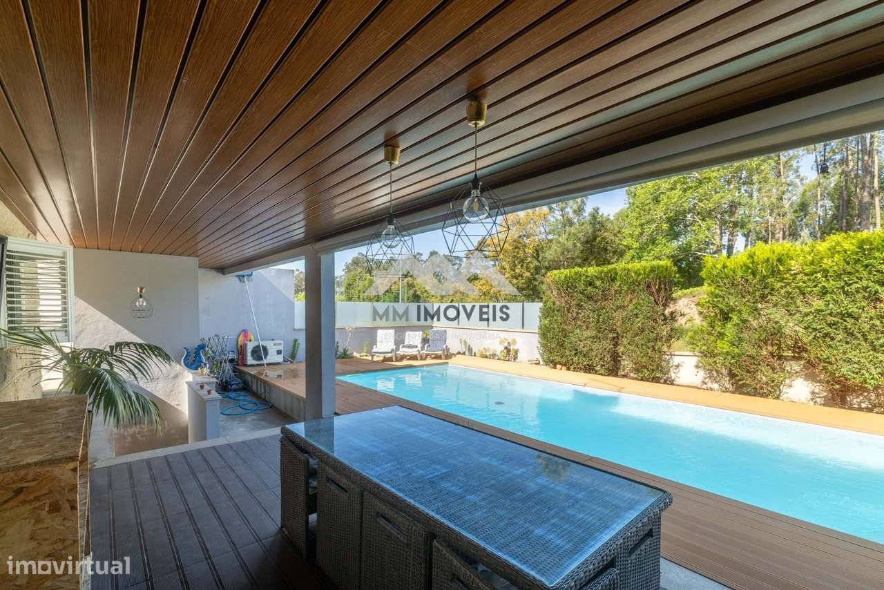 Moradia T4 | Piscina | Jardim | 4 frentes | Praia Fluvial-36