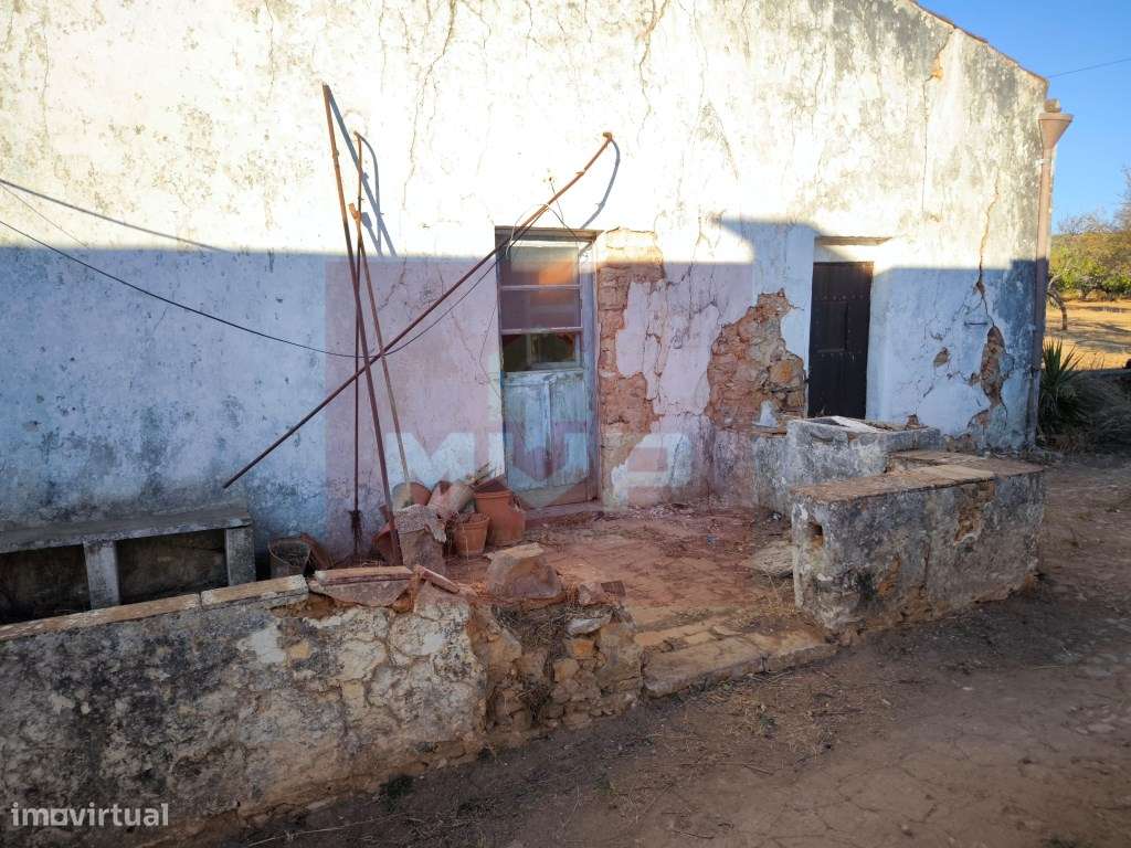 Moradia por recuperar com terreno em Moncarapacho - Grande imagem: 4/32