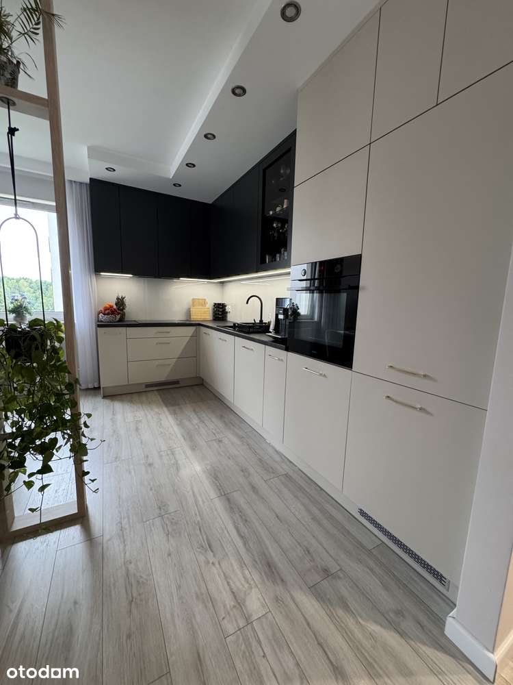 Sprzedam mieszkanie - os. Franciszkańskie, ul. Szurmana-0